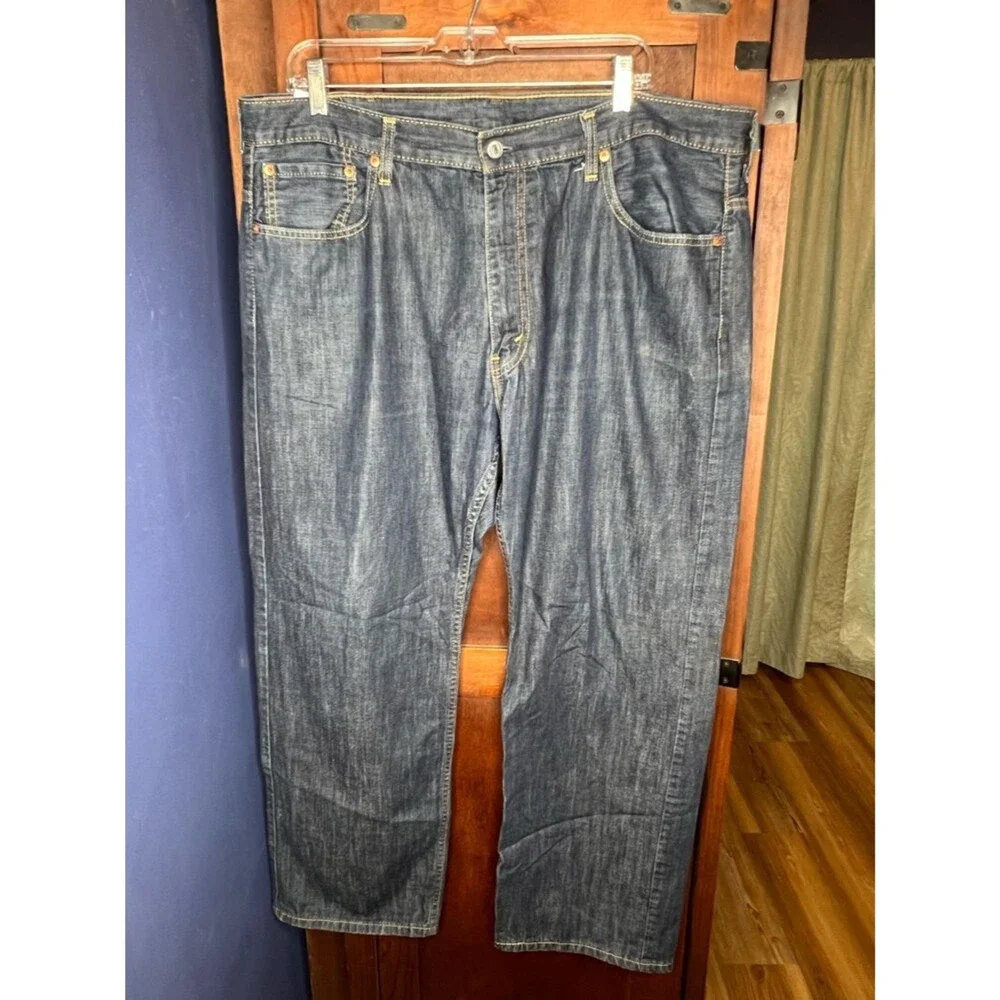 Levis pre loved
